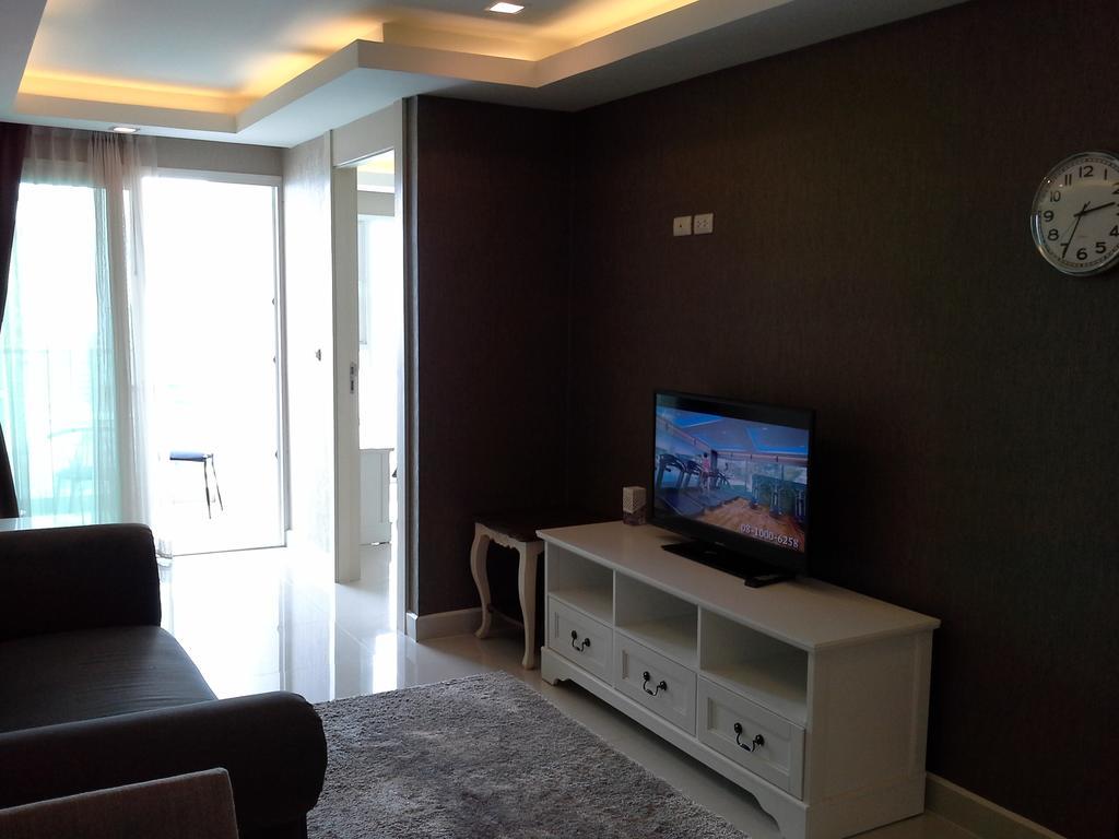 Cosy Beach View Apartments Pattaya Exterior photo