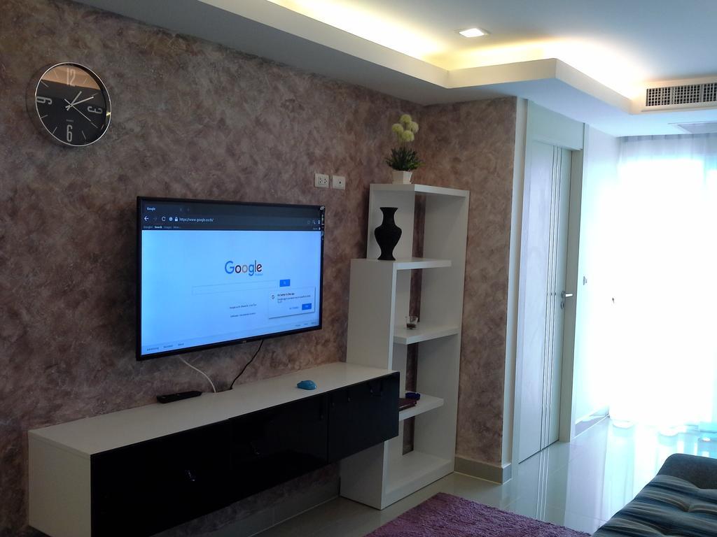 Cosy Beach View Apartments Pattaya Exterior photo