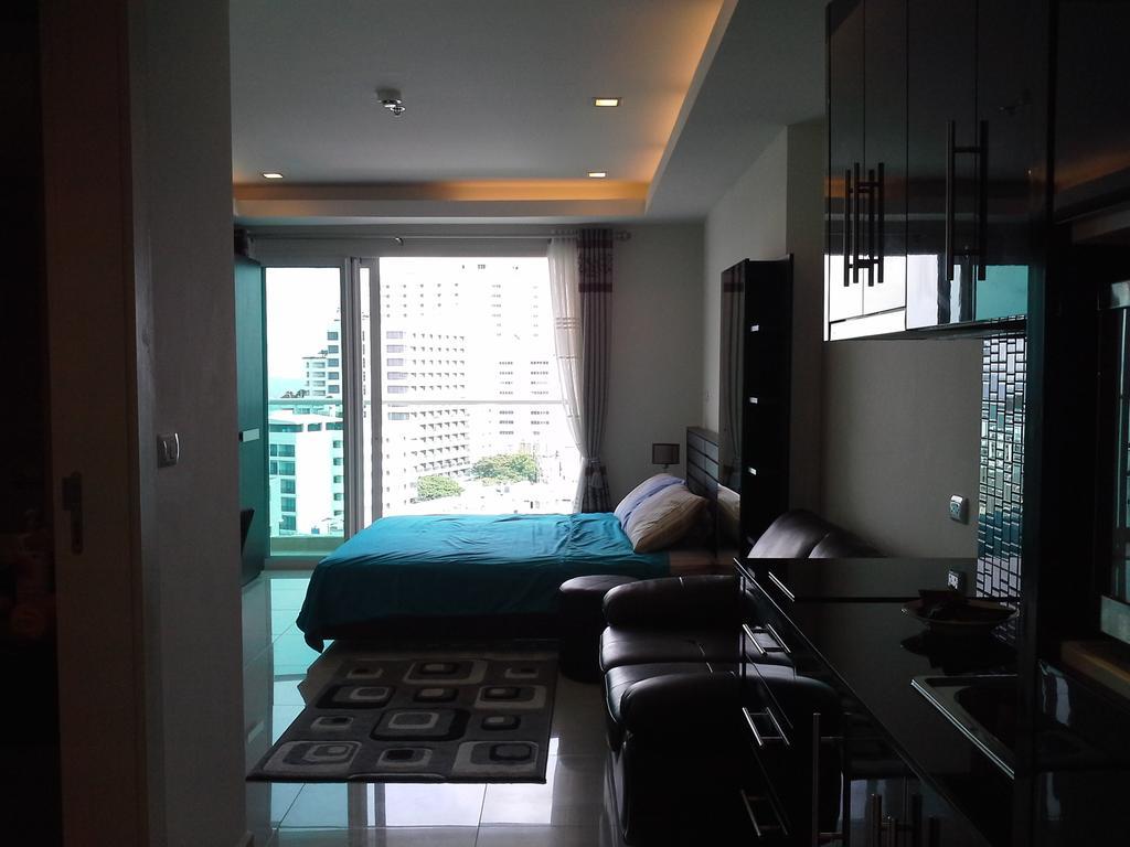 Cosy Beach View Apartments Pattaya Exterior photo