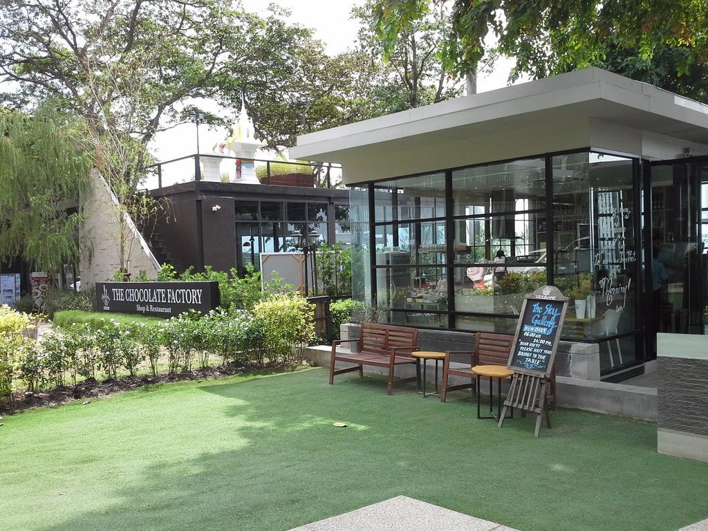 Cosy Beach View Apartments Pattaya Exterior photo