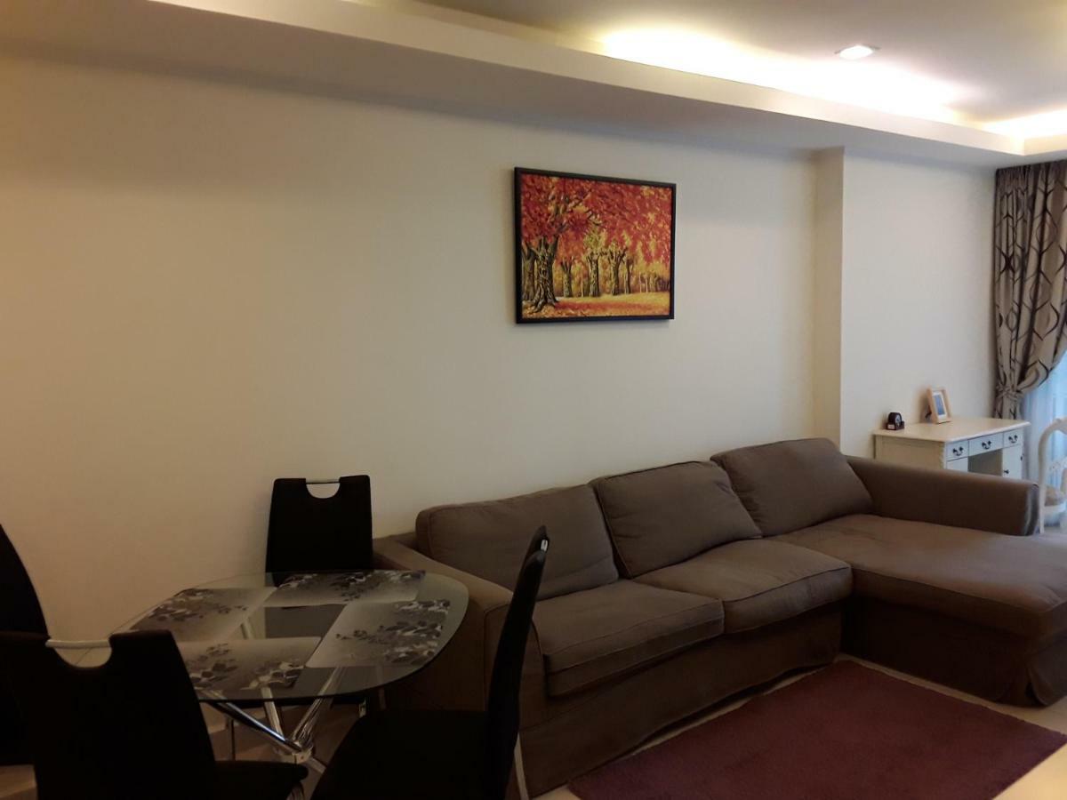 Cosy Beach View Apartments Pattaya Exterior photo